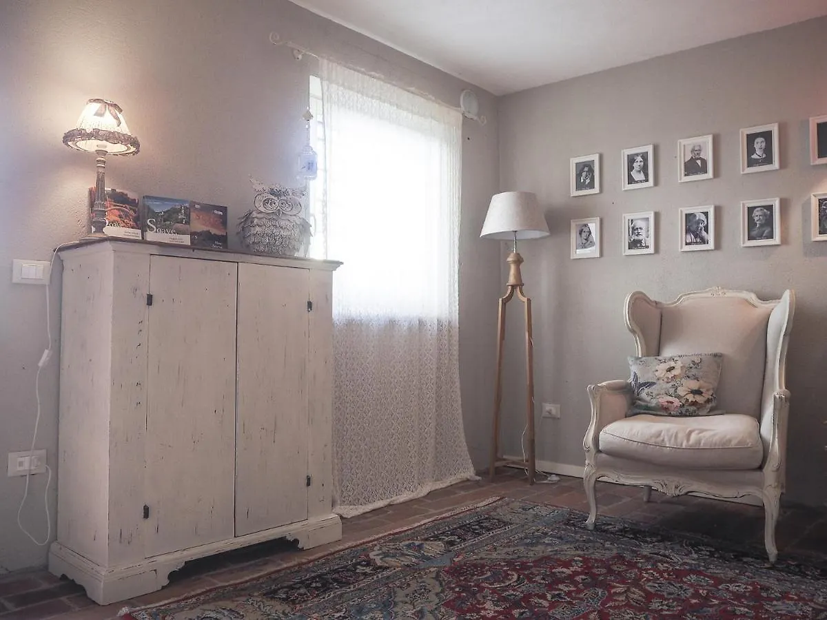 ベッド・アンド・ブレックファスト B&B Antique Maison ソアーヴェ