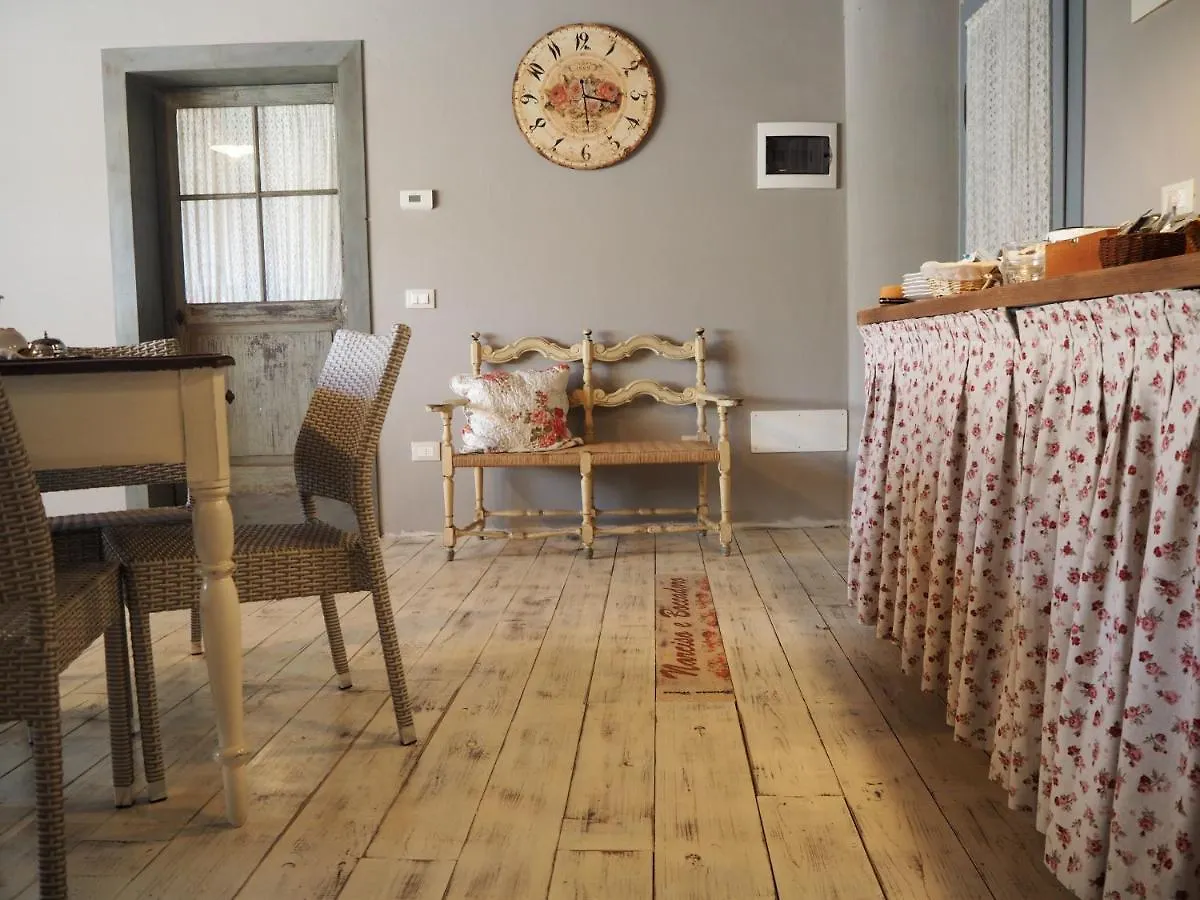 B&B Antique Maison ソアーヴェ