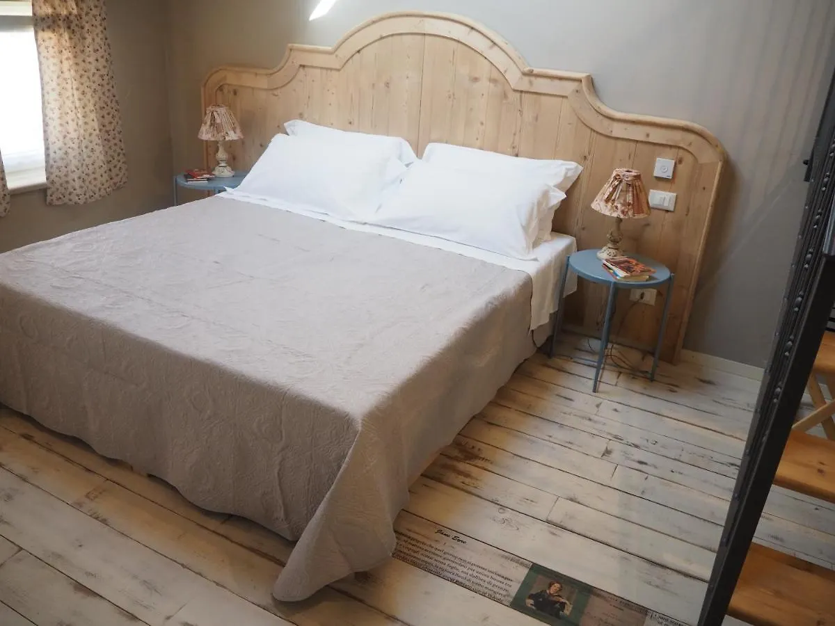 ベッド・アンド・ブレックファスト B&B Antique Maison ソアーヴェ イタリア